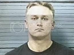 Behind The Blue Wall: 2006/12