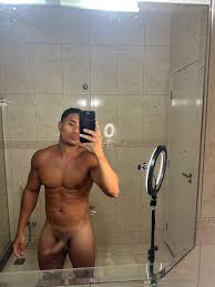 Várias Fotos e Vídeos de Rafael Laporte Pelado no OnlyFans - Famosos Nus