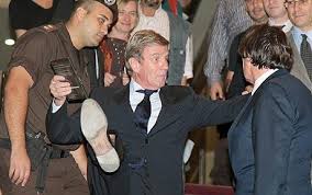 De la wikipedia, enciclopedia liberă. Bernard Kouchner Charisma Makes Him France S Most Popular Politician