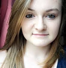 Tina Repp's Instagram, Twitter & Facebook