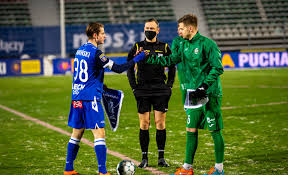 Fichajes, salarios, palmarés, estadísticas en el club y selección. Radomiak Radom Lech Poznan 1 1 Pen 3 4