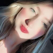 geraldine ₊ ⊹ (@geraldine.sinclair)