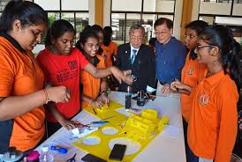 Jaafar, membenarkan anak saya farid danial daripada tingkatan 2 alpha, untuk menjalankan. Inspiring Young Inventors The Star