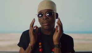 Global superstar, fireboy dml, is living the best love of his life, as shown with his latest single, tattoo. 2l7syd0goops M