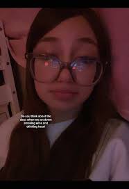 It won’t let me change the font so yeah also I prob got the lyrics wrong  but if u wana be mad abt it Js be bc I do care lol#lipsync #fyp #fy#blue  #glasses #song#newpost