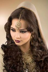 London bridal hairstylist specialising in asian bridal hair. Asian Bridal Makeup Courses Hair Courses London Indian Pakistani