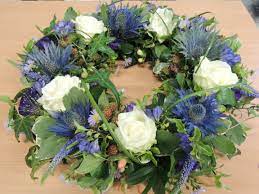 7 Scottish Wreaths Ideas Wreaths Funeral Flowers Funeral Flower Arrangements