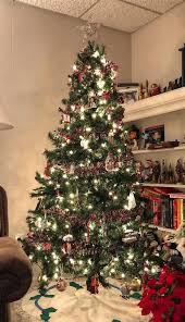 40 Awesome Christmas Tree Decoration Ideas For New Year 2019 Page 17 Of 40 Ladiesways Com Women Hairstyles Blog Christmas Tree Decorations Contemporary Christmas Trees Unique Christmas Trees