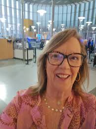 Hi all! I just wanted to introduce myself and share a photo I took in the  Austin airport. I love to travel, meet new friends and spend time in  Mexico. My plan