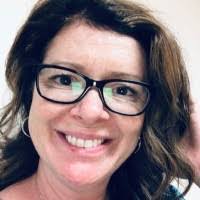 Tracey Larkin's Instagram, Twitter & Facebook