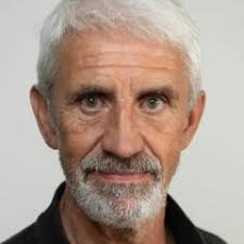 Stream Ole Munk music