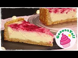 Puddingpulver mit rest saft verrühren, in den heißen saft rühren, aufkochen. Der Cremigste Kuchen Aller Zeiten Unglaublich Leckerer Himbeer Schmand Kuchen Youtube