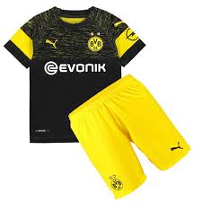 Borussia dortmund went full dark mode at the weekend by debuting their special edition blackout puma kit in a 5 0 win over dusseldorf at signal iduna park. Shop Kids Borussia Dortmund 18 19 Away Soccer Kit Shirt Shorts Cheap Soccer Jerseys For Sale Gogoalshop