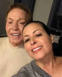 Susan Pagliaro's Instagram, Twitter & Facebook