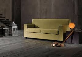 Se questo divano ha tutti i requisiti, puoi rivestimento: Divano Letto Lionel A 3 Posti In Tessuto Sfoderabile Verde E Bordino Grigio Chiaro