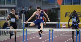 Norway's karsten warholm fired out a shot at potential tokyo olympic rivals when he stormed to a new world record in the men's 400m hurdles at thursday's diamond league meet in oslo. Norway S Warholm Breaks 400 Metres Hurdles World Record Reuters