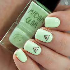 Acrylic, gel, and silk artificial nails may make your hands look great, but they can be hard on your real nails. 100 Awesome Green Nail Art Designs Styletic