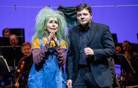 Kiko and Sebastian Engel - Kim Migneault mingles with the elite