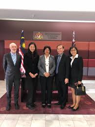 Professional custom essay ghostwriters site. Malawakil Canberra On Twitter Congratulations To Alyssa Yoong Gold Medallist Of The 2017 Dkls Linguistic Ambassador Award Essay Writing Competition Https T Co Ovrsnmqzxo