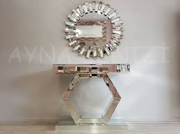 Ürünü kargodan teslim almadan önce kontrol ediniz, hasarlı ise lütfen ürünü teslim almayınız ve müşteri hizmetlerimizi arayınız. Altigen Model Aynali Dresuar Takimi Ayna Denizi