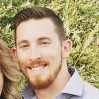 100+ perfiles de «Brad»