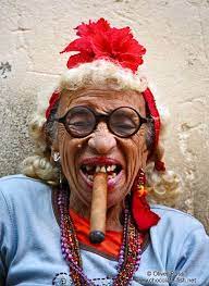 Die mehrzahl der kubanerinnen hat noch nie eine modezeitschrift gelesen. Postcard Lady Havana Kubanische Frauen Havanna Kuba Kuba