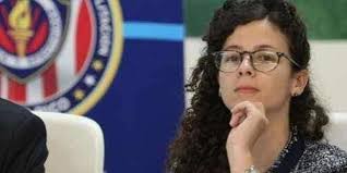 Causa contra exasesora de Fortaleza por conducir de manera negligente