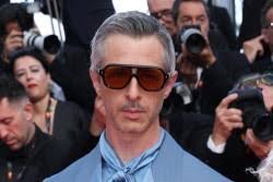 Francesca Maxwell's Instagram, Twitter & Facebook