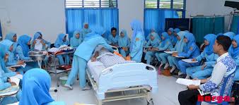 Sekolah tinggi manajemen informatika dan teknik komputer asia. Persyaratan Biaya Masuk Poltekkes Surabaya Ta 2020 2021 Daftar Harga Tarif