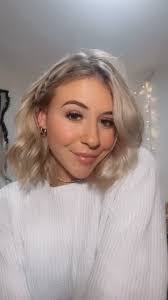 Easy Side Part Hairstyle Ideas for Short Hair