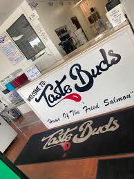 Taste Buds Flint ने नई फ़ोटो जोड़ी —...