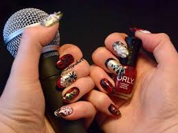December Gig Nails Gothic Christmas Christmas Nails Monkey Nails Christmas Nail Designs