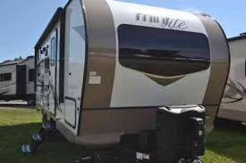 Go to youtube and do a search to see a video of this model. 2019 Forest River Rockwood Mini Lite 2509s Camper 2019 Vans Suvs And Trucks Cars