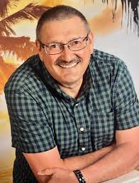 Cora Paris's Instagram, Twitter & Facebook