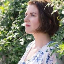 Sabrina Layton's Instagram, Twitter & Facebook