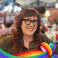 Heidi Schimpf's Instagram, Twitter & Facebook