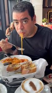 Lamento el fallecimiento de Heidi Bello, cantante que estuvo en Gozamba y  en Las Chicas del Can, hija de nuestro amigo Justo Bello, cantante de  Santiago. Falleció en el día de ayer