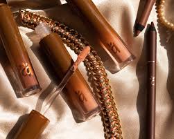 Decken sie unreinheiten ab & mildern sie die empfindlichkeit ihrer haut. American Indie Makeup Brands 20 Dope Brands You Need Try