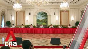 Singapore's finance minister heng swee keat was introduced to his fellow countrymen as the chosen successor to prime minister lee hsien loong at prime minister lee has made it known that he would like to step down by 2022 at the latest after having already pushed the date back from 2019 or 2020. Zlrd016y9g86um
