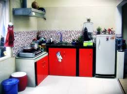 Desain dapur minimalis merupakan desain interior yang sering digunakan banyak orang karena mampu menciptakan kesan lebih luas dibanding aslinya. Desain Dapur Minimalis Sederhana Dan Murah