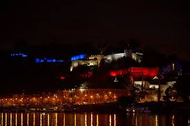 Nameur, c' est l' mwaisse veye del walonreye, eto l' cene del province do minme no Citadel Of Namur Namur Belgium Color Kinetics