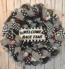 Black And White Checkered Cake Ribbon This 24 Black And White Checkered Flag Wreath Is The Perfect Front Door Wreath For Indy 500 Fans Nascar Fans Racing Fan Wreaths Christmas Wreaths Flag Wreath