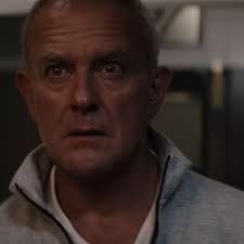 Downton Abbey's Hugh Bonneville shocks fans with major transformation in  new trailer