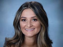 Gabrielle Gregg's Instagram, Twitter & Facebook