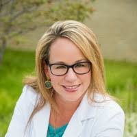 Heather Condon's Instagram, Twitter & Facebook