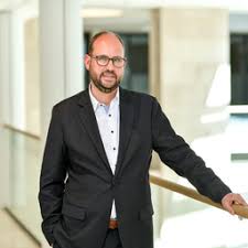 Beim reeder rickmers konnte jochen klösges nicht allzu viel gestalten. Mathias Magold Director Head Of It Infrastructure Security Services Banking Operations Aareal Bank Ag Xing
