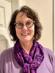 Carolyn Kilday's Instagram, Twitter & Facebook