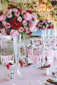 Was bringt ihnen denn die schöne blumen tischdeko für die hochzeit, wenn sie nicht in begleitung schöner bogenarkaden kommt? Tischdeko Blumen Hochzeit Bildergalerie Mit Ideen Inspirationen Tischdeko Blumen Tischdeko Hochzeit Tischdekoration Hochzeit