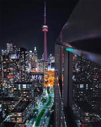 A Cinematic Stroll Through Toronto At Night Fubiz Media Toronto At Night Toronto City Canada Photography