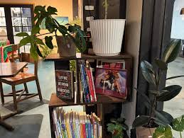 Café con Arte officially opens tomorrow, Tuesday January 9th from 7am to  1pm. Coffee, art, plants, artesanal crafts. Come enjoy a space made for  you! (Photo credit: Jackie Martinez & Kate Deters).